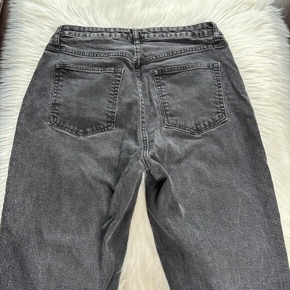 H&M Washed Black High Rise Mom Jeans - Picture 4 of 5